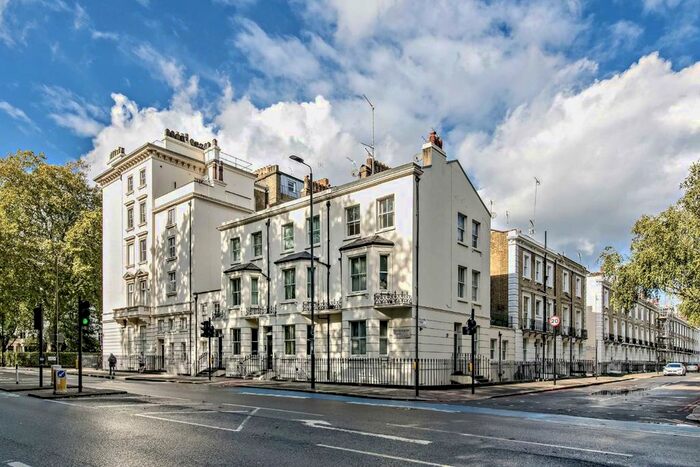 2 Bedroom Flat To Rent In Grosvenor Road, London, SW1V