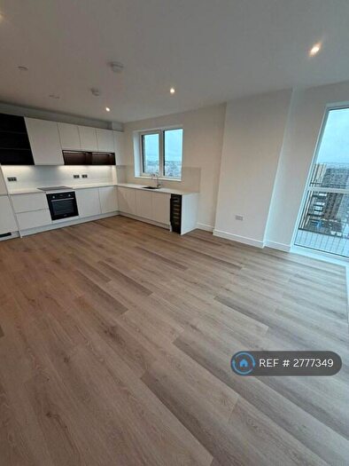 2 Bedroom Flat To Rent In Barber House, London, SE3