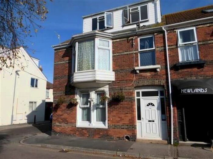 2 Bedroom Flat To Rent In Ranelagh Road, Weymouth DT4