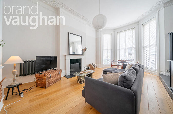 1 Bedroom Flat To Rent In St. Michaels Place, Brighton, East Sussex, BN1