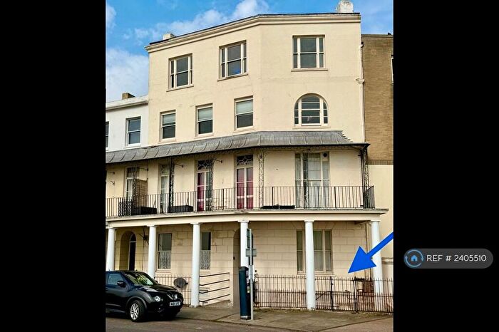 2 Bedroom Flat To Rent In Wellington Crescent, Ramsgate, CT11