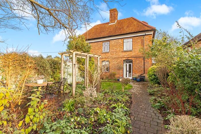 4 Bedroom Property For Sale In Old Moor, Milton, Abingdon, OX14