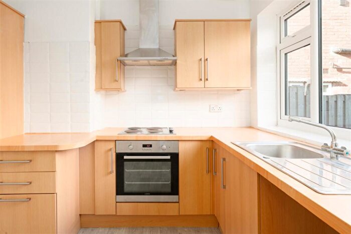 2 Bedroom End Of Terrace House To Rent In Rose Cottages, Hasland Road, Chesterfield, S41