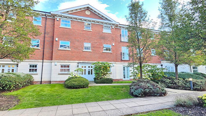 2 Bedroom Apartment For Sale In Jago Court, Newtown Road, Newbury, RG14