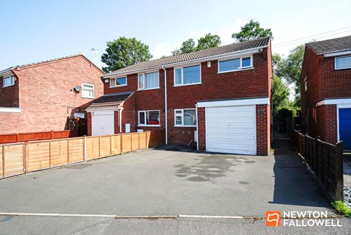 3 Bedroom Semi-Detached House For Sale In Braddon Road, Loughborough, LE11