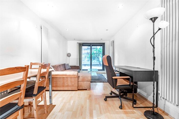 1 Bedroom Apartment For Sale In Millharbour, Canary Wharf, London, E14