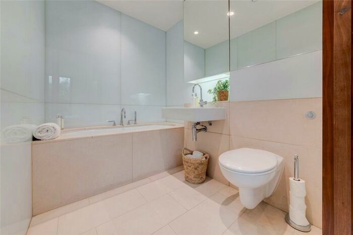 2 Bedroom Apartment To Rent In Oval Road, London, NW1