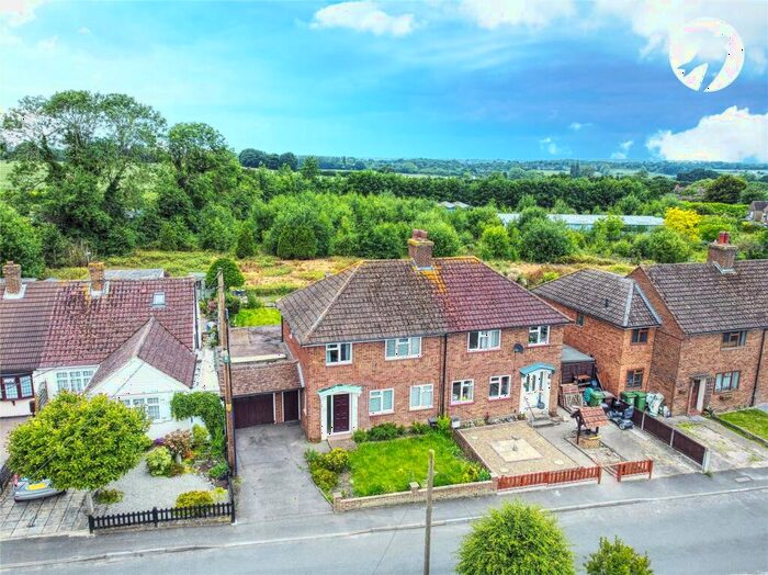 3 Bedroom Semi-Detached House For Sale In Tylers Green Road, Crockenhill, Kent, BR8