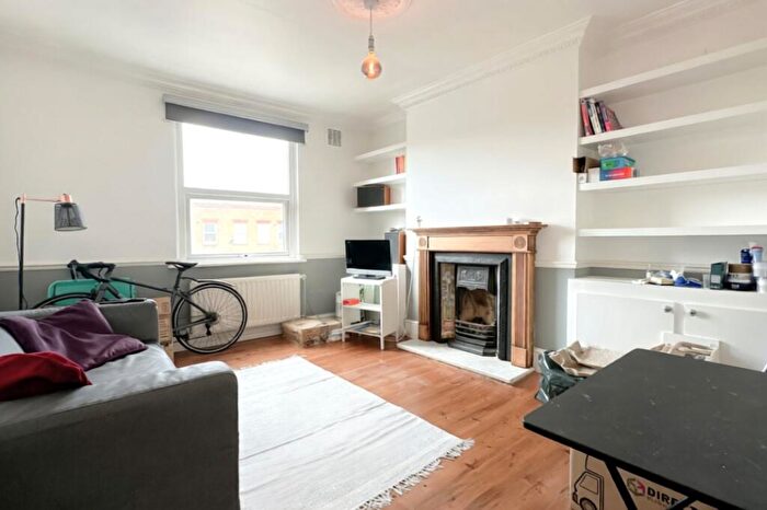 2 Bedroom Flat To Rent In Kent House Road, Sydenham, London, SE26