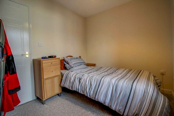 2 Bedroom Apartment To Rent In Dorney Road, Oakhurst, Swindon, SN25