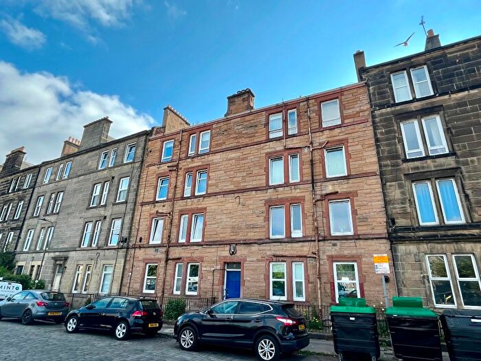 1 Bedroom Flat To Rent In Westfield Street, Gorgie, Edinburgh, EH11