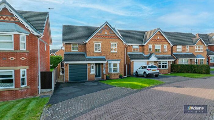 4 Bedroom Detached House For Sale In Heathfield Park, Widnes, WA8