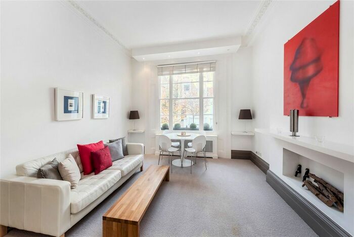 1 Bedroom Flat To Rent In Redcliffe Place, Earl's Court, London SW10