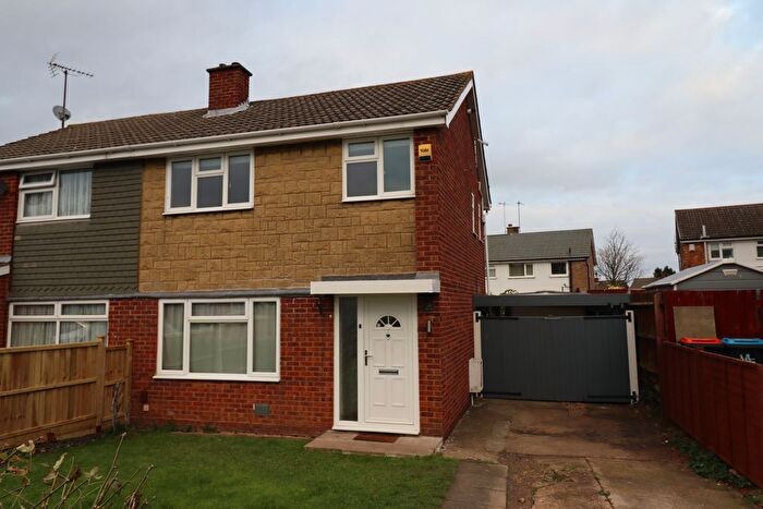 3 Bedroom Semi-Detached House To Rent In The Linx, Bletchley, Milton Keynes, MK3