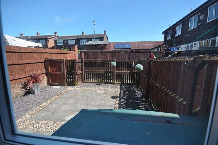 2 Bedroom End Of Terrace House To Rent In Baxter Road, Town End Farm, Sunderland, SR5