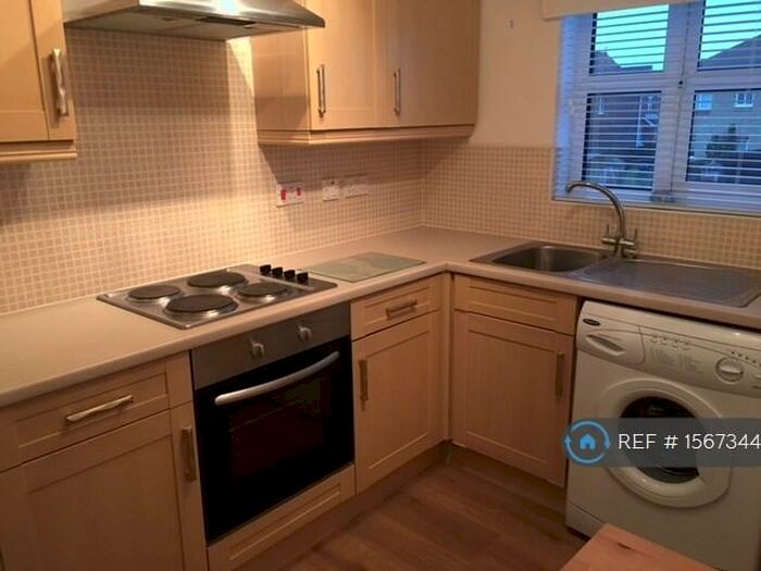 2 Bedroom Flat To Rent In Canavan Park, Falkirk, FK2