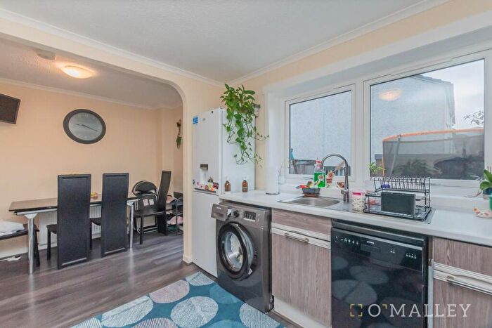 2 Bedroom Terraced House For Sale In Carseview, Tullibody, FK10