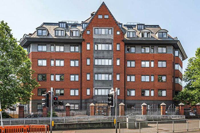 1 Bedroom Apartment To Rent In Verona Apartments, Berkshire, SL1