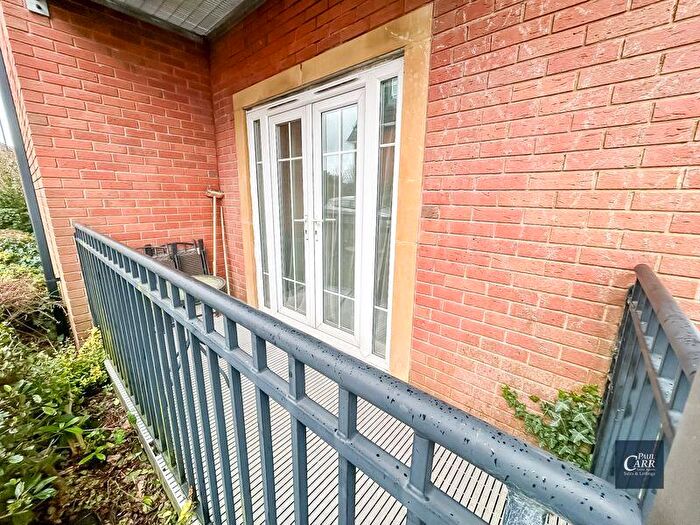 2 Bedroom Flat For Sale In Grange Drive, Streetly, Sutton Coldfield, B74