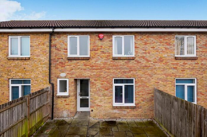 4 Bedroom Terraced House To Rent In Craddock Road, Canterbury, CT1