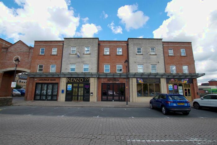 1 Bedroom Flat To Rent In Godwin Court, Old Town, Swindon SN1