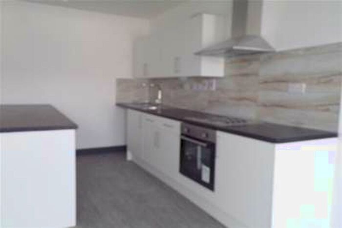 2 Bedroom Flat To Rent In Bearwood Road, B66