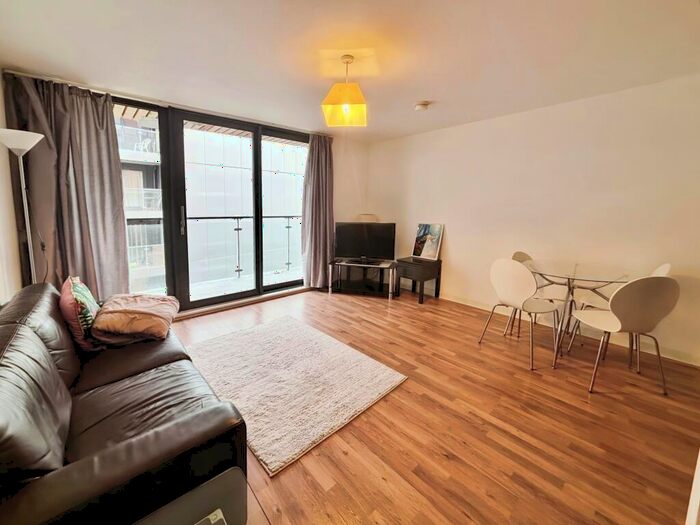 1 Bedroom Flat To Rent In Allison Bank, NR1