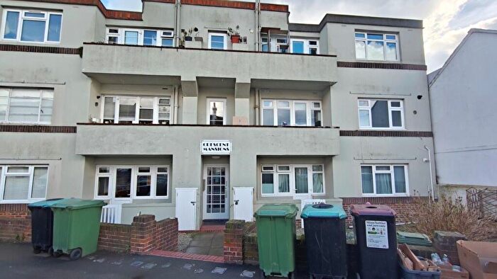 2 Bedroom Flat To Rent In Princes Crescent, Brighton, BN2
