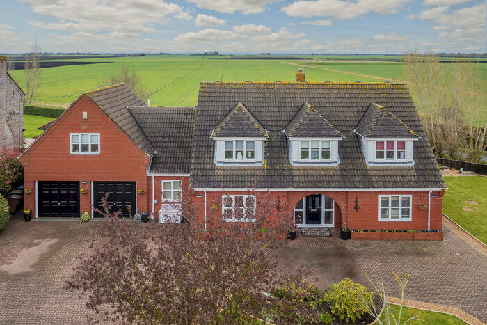 5 Bedroom Detached House For Sale In Wimblington, March, PE15