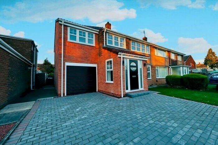 4 Bedroom Semi-Detached House To Rent In Oxfordshire Drive, Durham, DH1