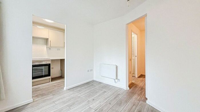 1 Bedroom Flat To Rent In Home Orchard, Yate, Bristol, BS37