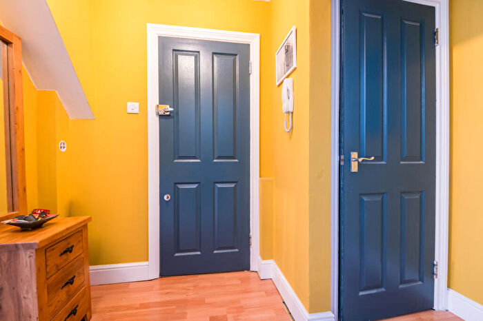 Flat To Rent In Stanstead Road, London, SE23