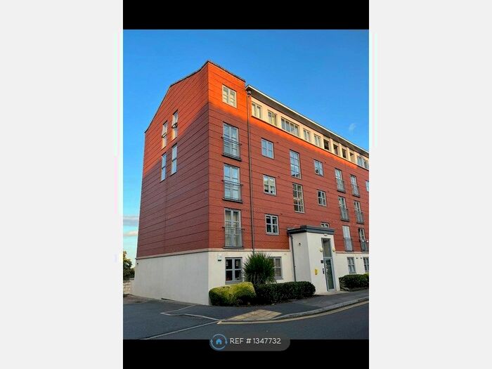 2 Bedroom Flat To Rent In Jenner House, Nottingham, NG3