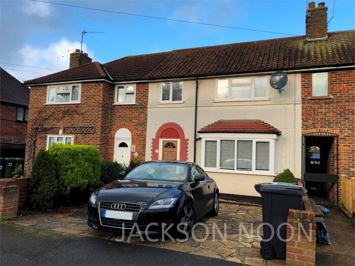 3 Bedroom Terraced House To Rent In Hogsmill Way, West Ewell, KT19