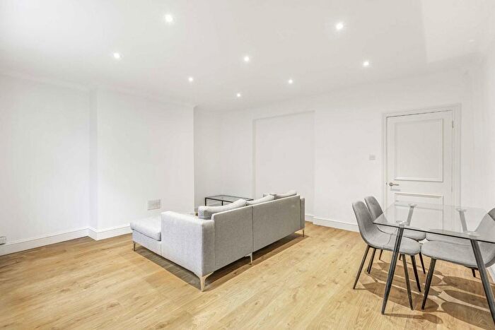 2 Bedroom Flat To Rent In Tachbrook Street, London, SW1V