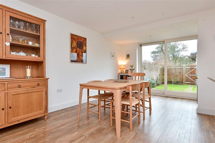 3 Bedroom Semi-Detached House For Sale In Rose Lane, Stelling Minnis, Canterbury, Kent, CT4