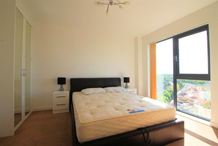 2 Bedroom Apartment To Rent In Guildford Road, Woking, Surrey, GU22
