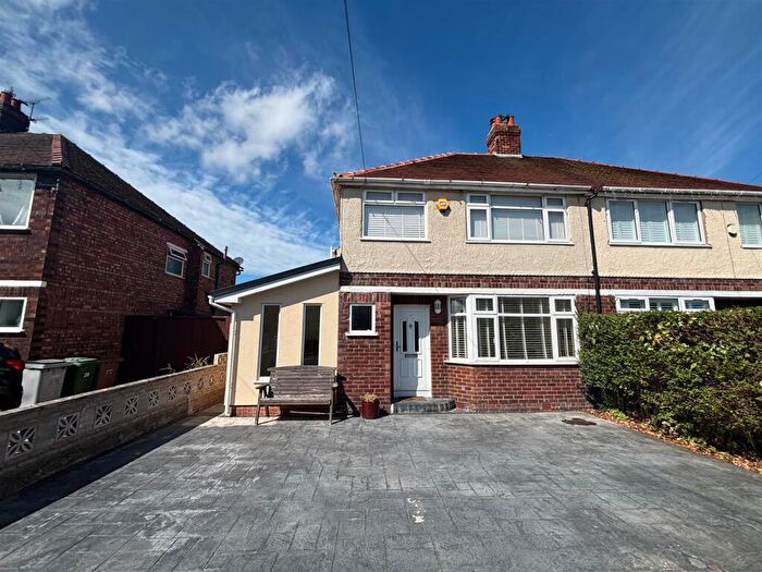 3 Bedroom Semi-Detached House To Rent In Greenway, Greasby, CH49