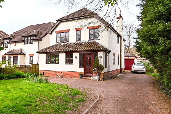 5 Bedroom Detached House For Sale In Cull Lane, New Milton, Hampshire, BH25