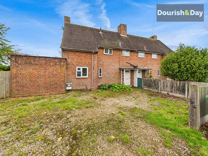 3 Bedroom Semi-Detached House For Sale In Greenfields, Gnosall, ST20