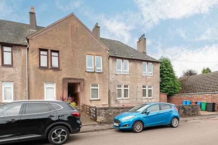 3 Bedroom Flat For Sale In Tay Street, Newburgh, Cupar, KY14