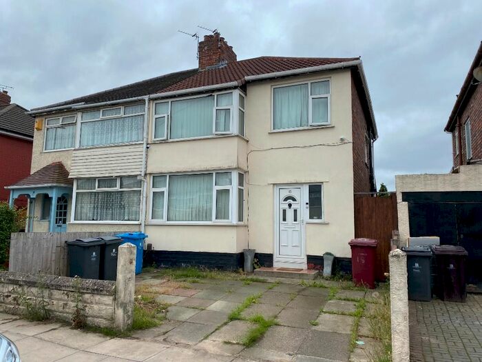 3 Bedroom Semidetached House For Sale In Milton Avenue, Swanside