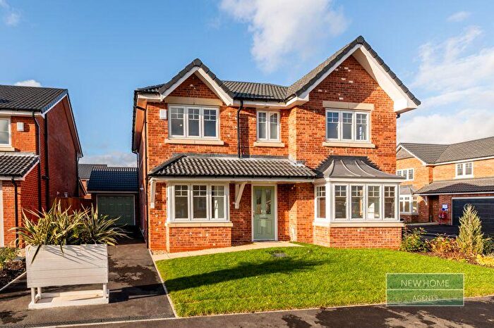 4 Bedroom Detached House For Sale In Teasel Green, Eggborough, Selby, North Yorkshire, DN14