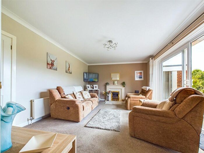 3 Bedroom Bungalow For Sale In School Road, Thorney Hill, Bransgore, Christchurch, BH23