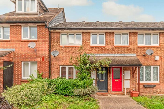 3 Bedroom Terraced House To Rent In Devonshire Road, Carshalton, SM5