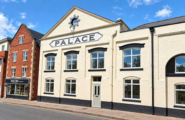 Studio For Sale In Station Hill, ;Chippenham, Wiltshire, SN15