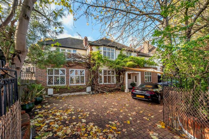 5 Bedroom Detached House To Rent In Sutherland Grove, West Hill, London, SW18