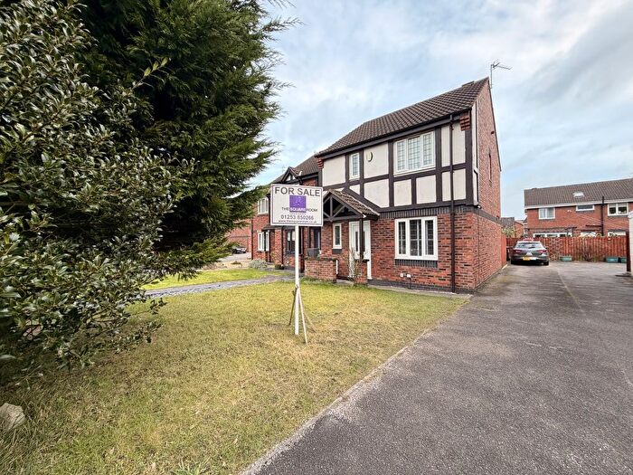 3 Bedroom End Terrace House For Sale In Gladstone Way, Cleveleys, FY5