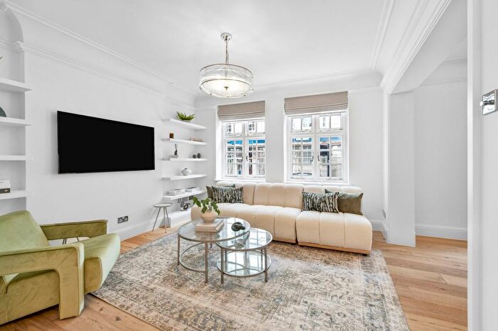 2 Bedroom Flat To Rent In Wheatley Street, Marylebone, W1G