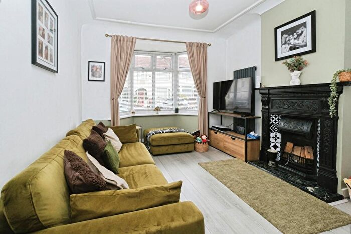 3 Bedroom Terraced House For Sale In Dovercliffe Road, Liverpool, Merseyside, L13
